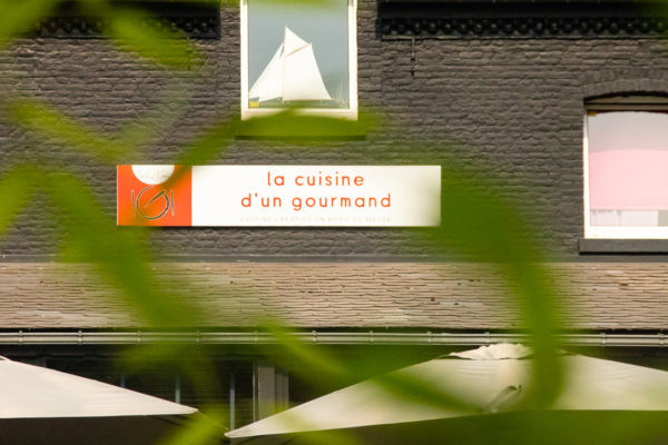 Namur Profondeville Restaurant Gastronomique Bib Gourmand Michelin Terrasse John Maes Jardin